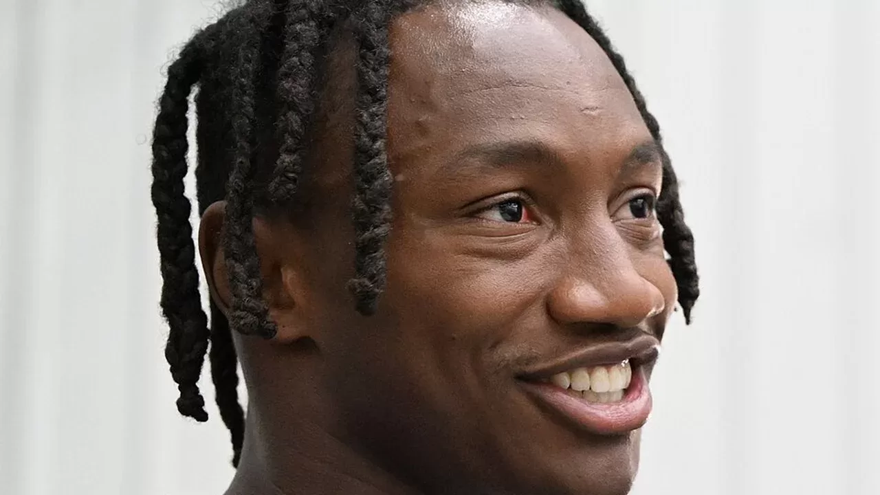 Zay Flowers, receptor de los Ravens de Baltimore