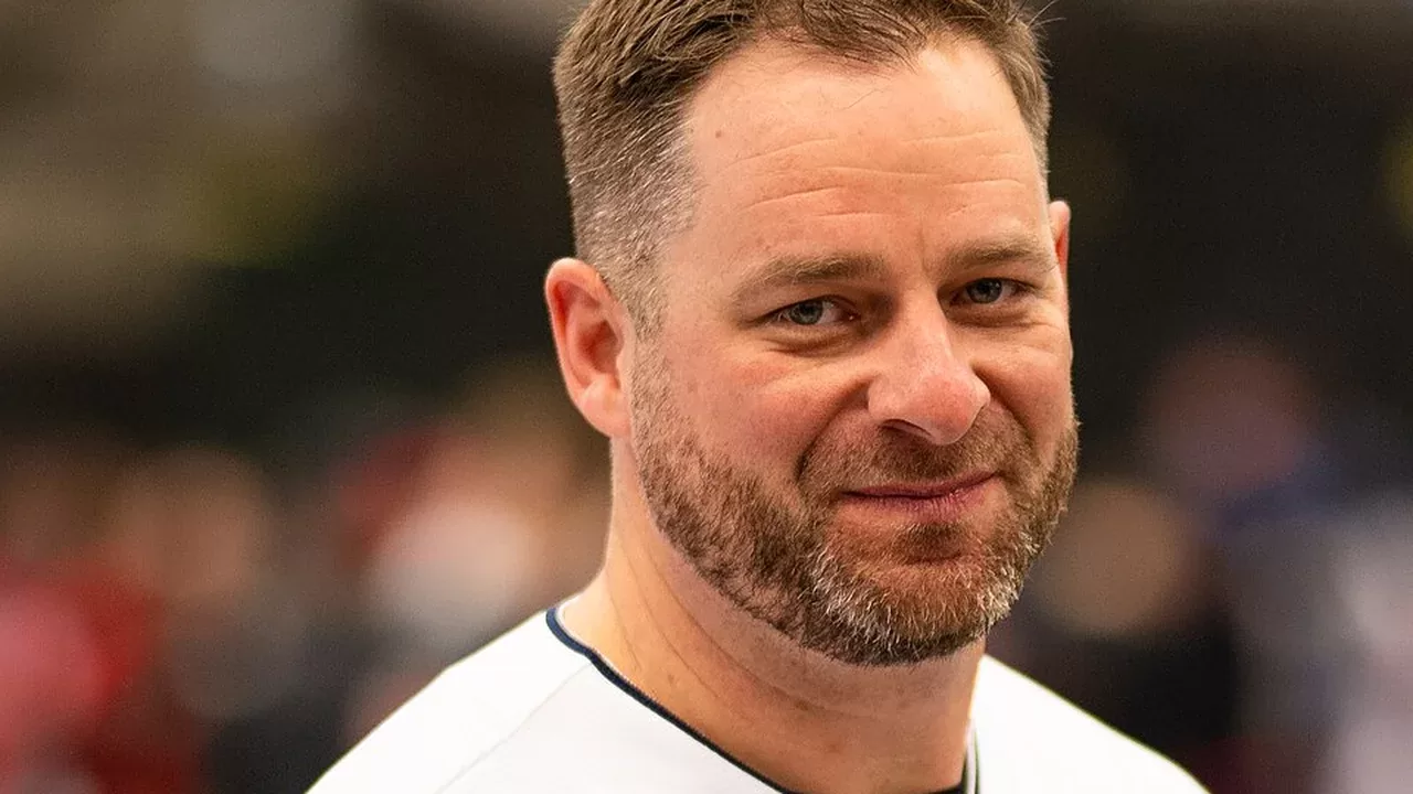 Stephen Vogt, manager de los Cleveland Guardians
